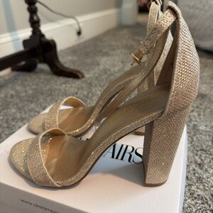 Dreampairs gold glitter heels 4 inch heels size 7